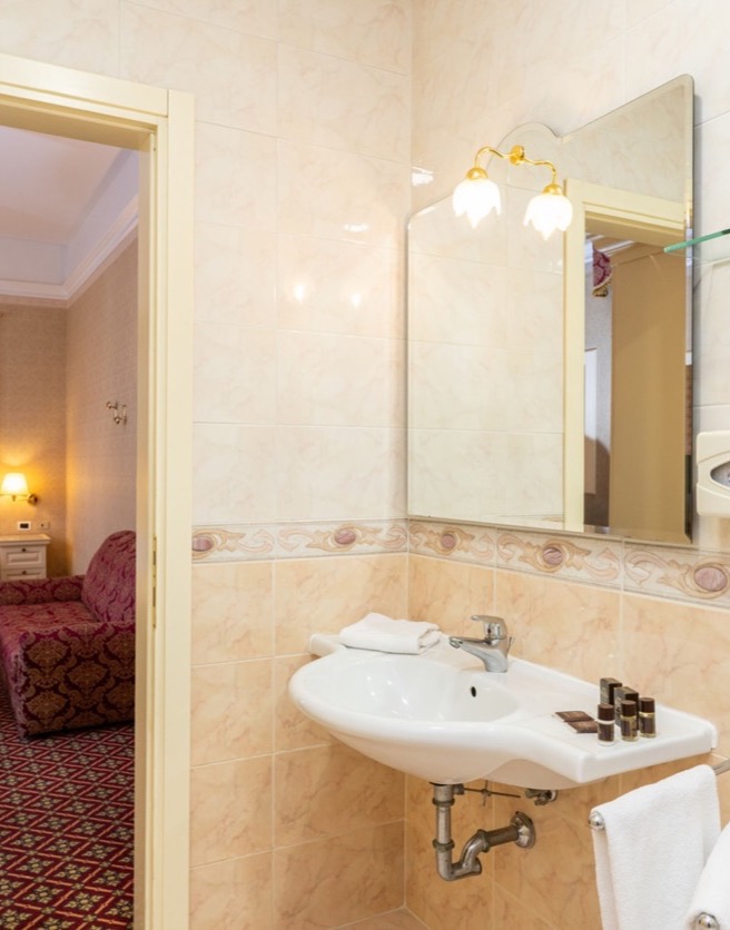 bagno con vista junior suite