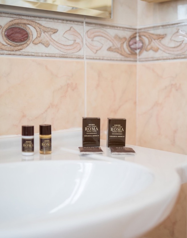 bagno lavandino interruttore